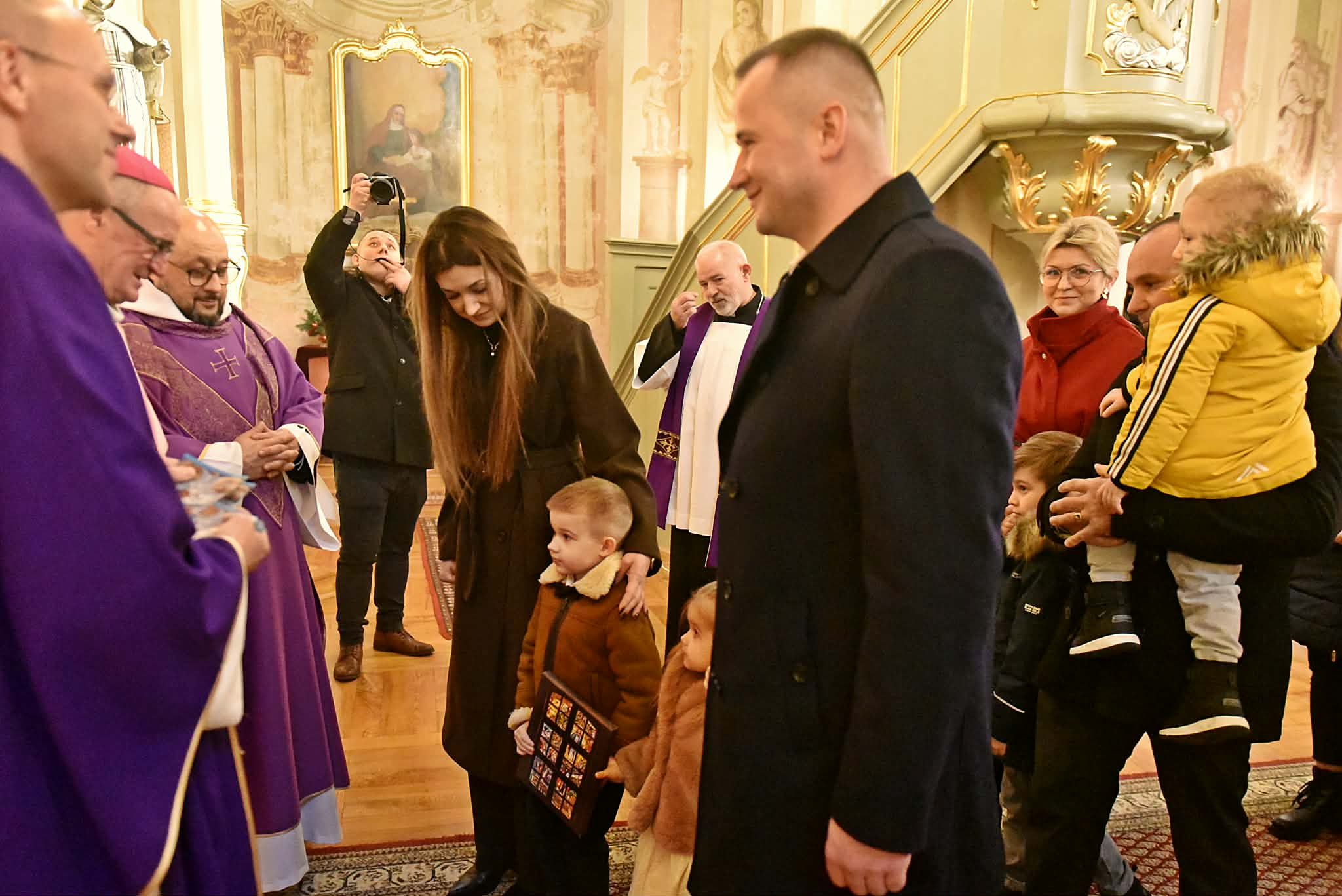  Poświęcenie witraży - fotorelacja 