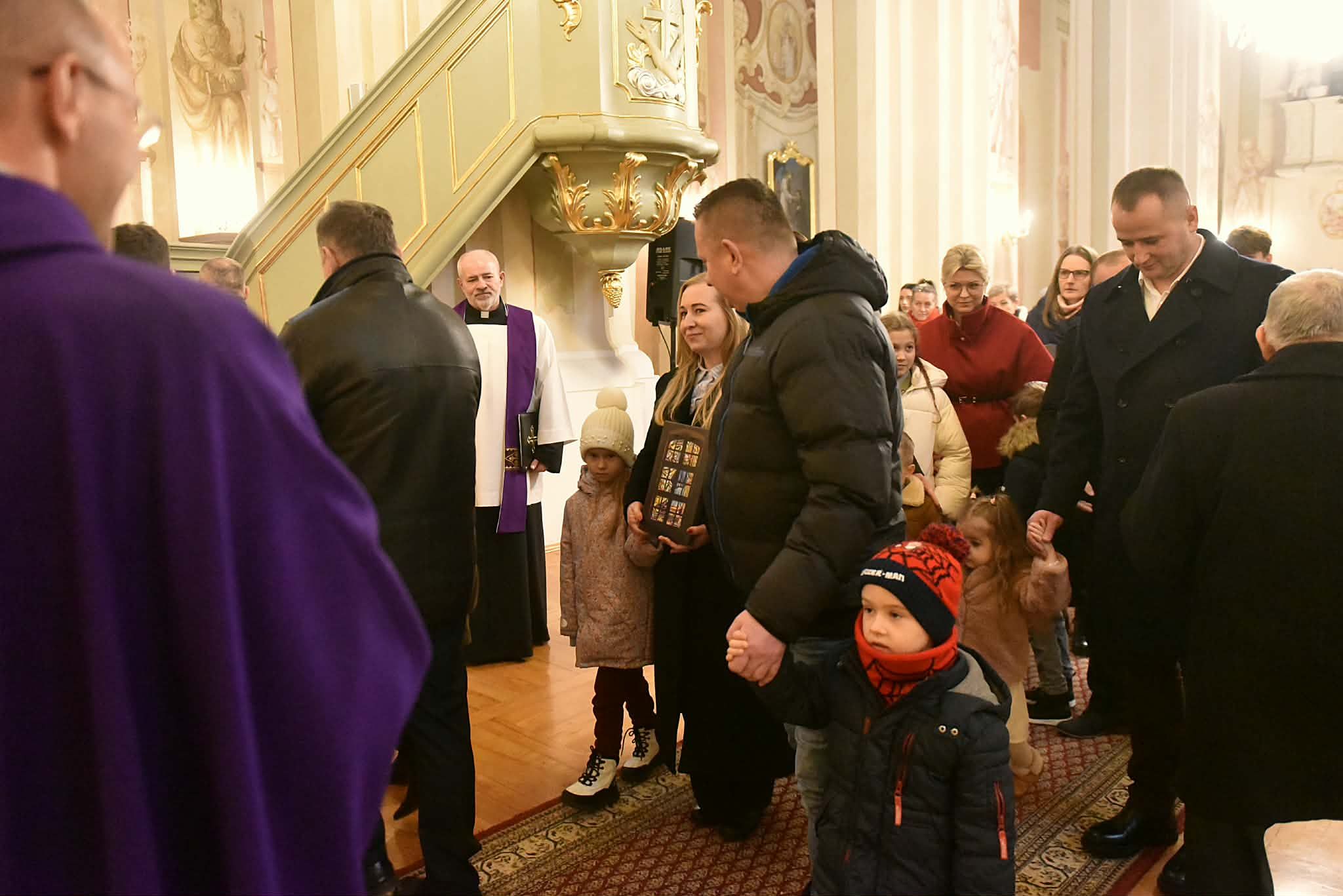  Poświęcenie witraży - fotorelacja 