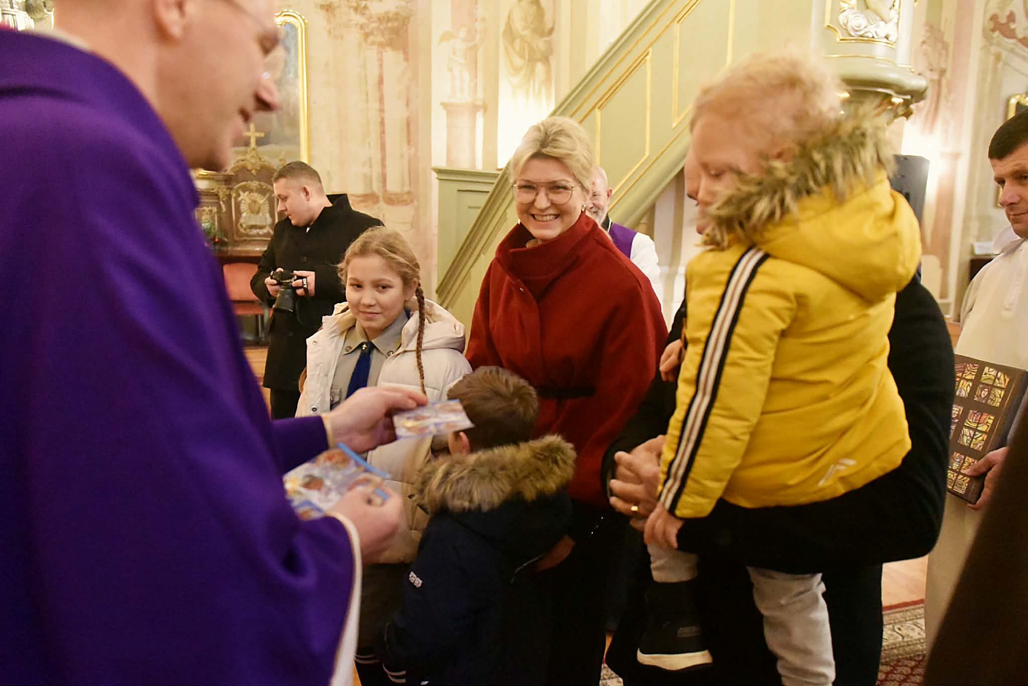  Poświęcenie witraży - fotorelacja 