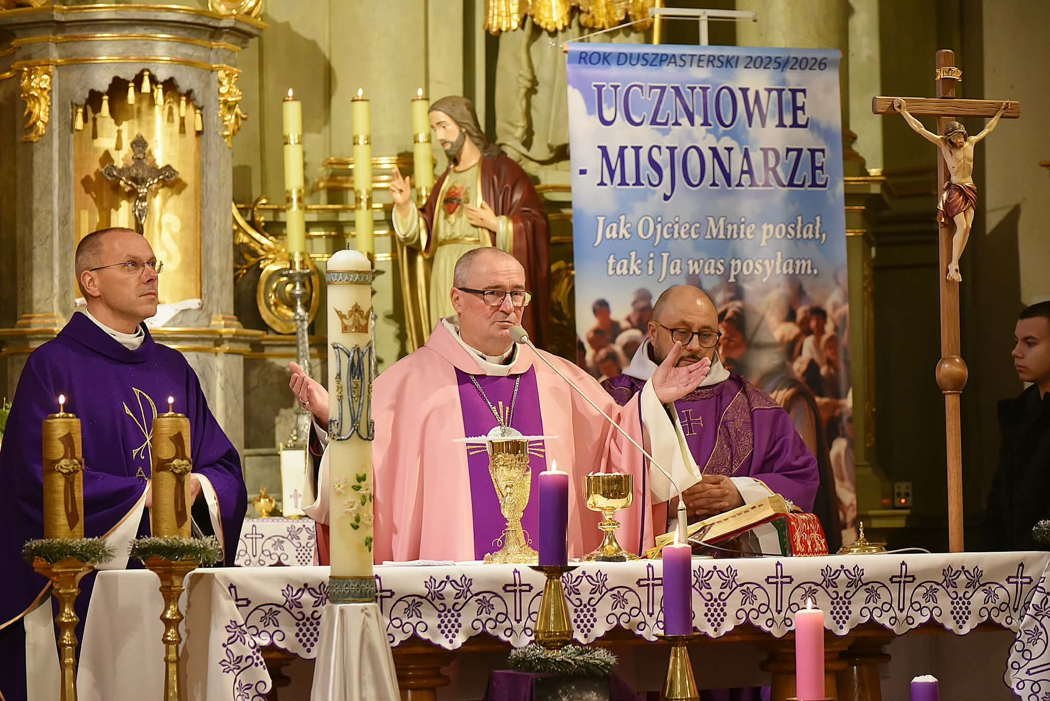  Poświęcenie witraży - fotorelacja 