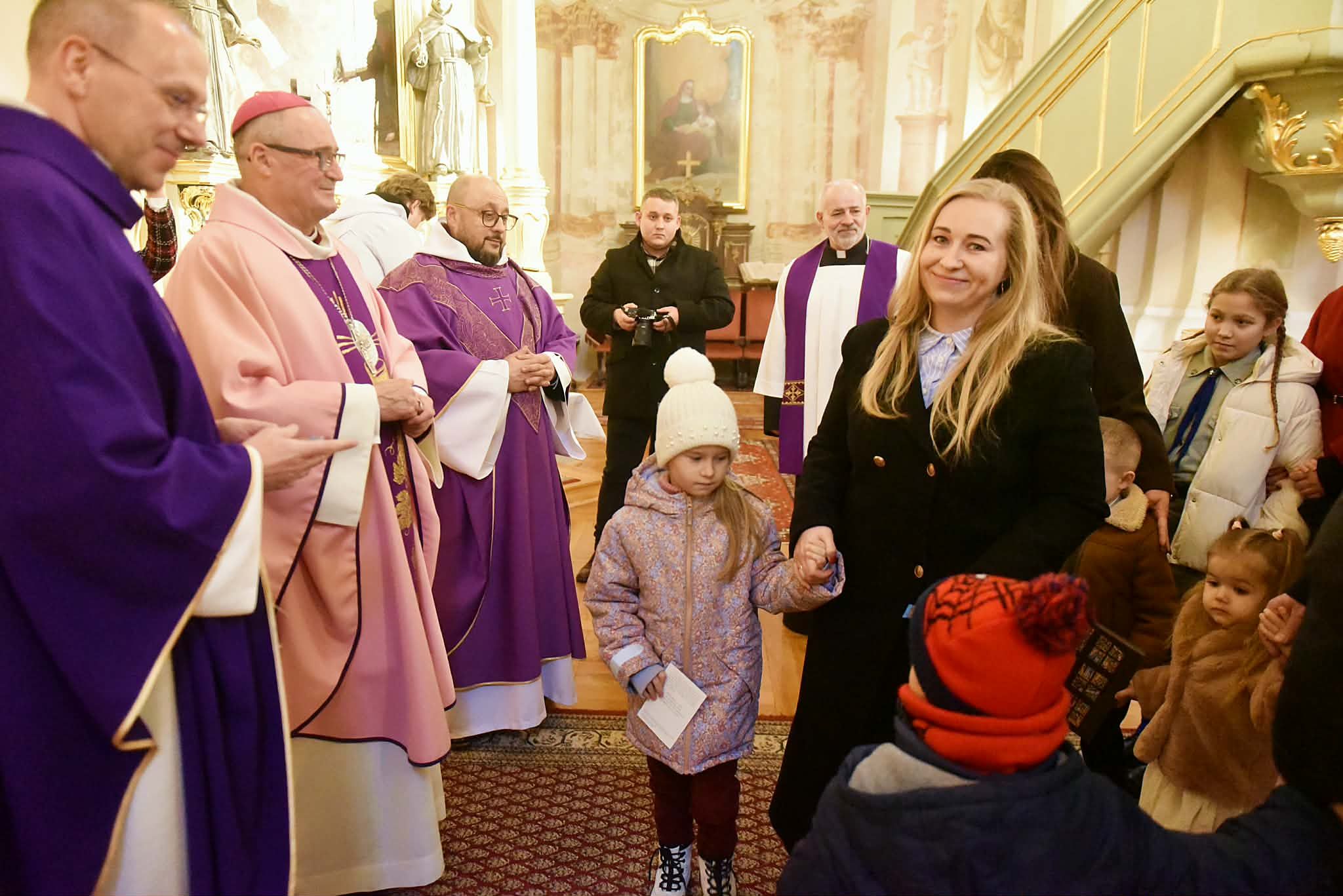  Poświęcenie witraży - fotorelacja 